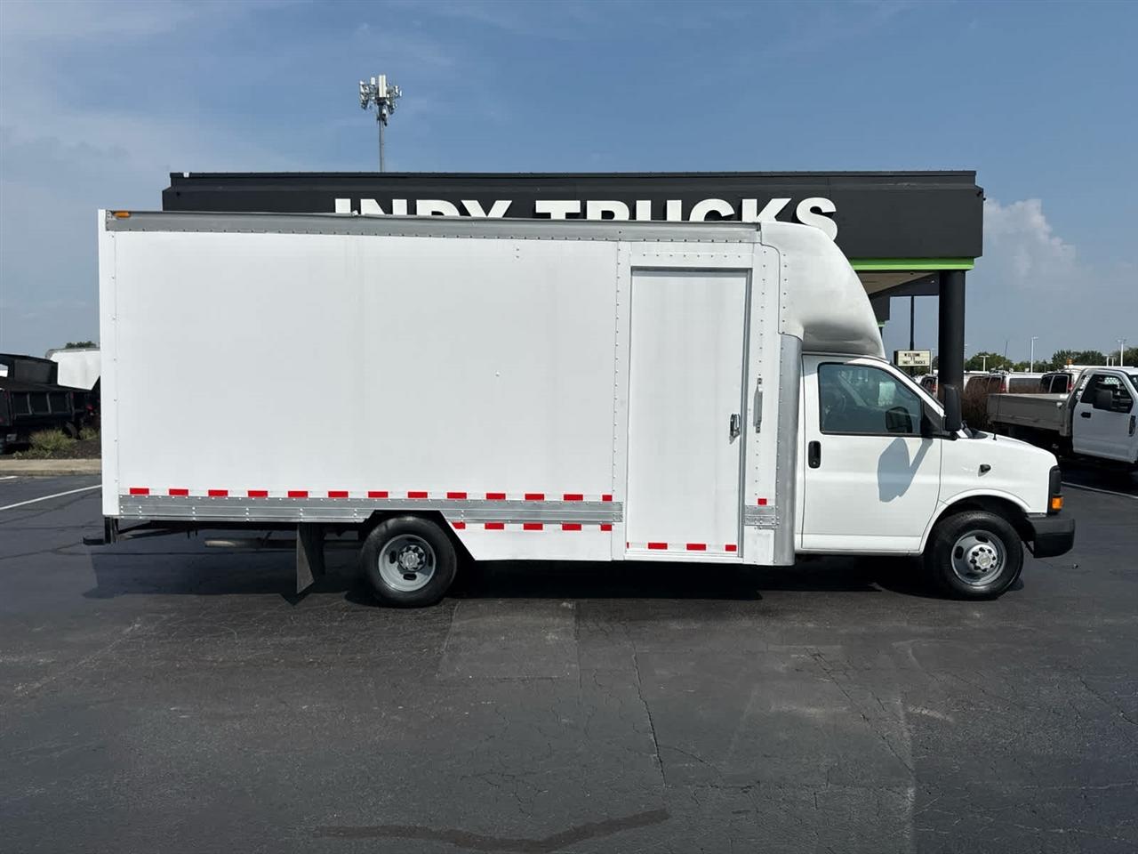 chevrolet express cutaway 2015 1GB3G4CG4F1284877 image chevrolet express cutaway 2015 1GB3G4CG4F1284877 image